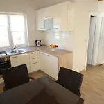 Apartamento Utkovic Beachfront *