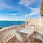 Apartamento Utkovic Beachfront *