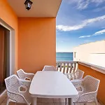 Apartamento Utkovic Beachfront Vrsi