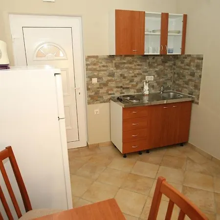 Lägenhet Utkovic Beachfront Vrsi