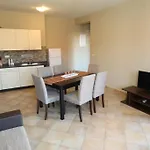 Apartman Utkovic Beachfront Vrsi