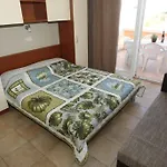 Apartman Utkovic Beachfront *