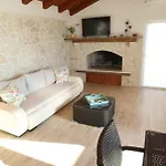 Utkovic Beachfront Vrsi