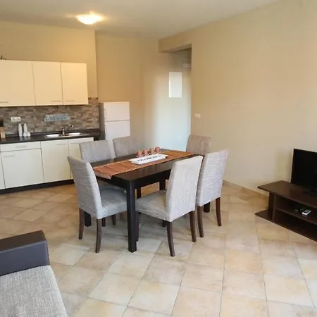 Apartamento Utkovic Beachfront Vrsi