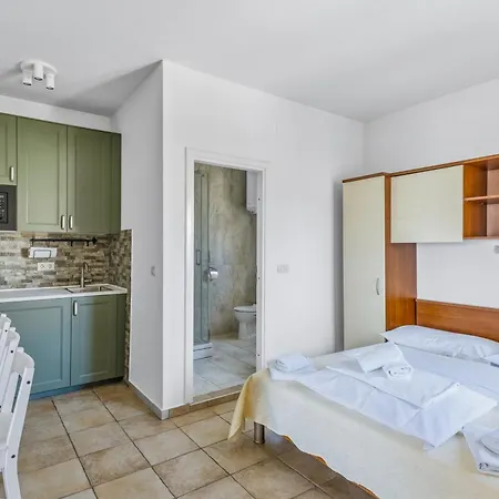 Apartamento Utkovic Beachfront Vrsi