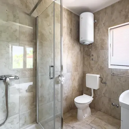 Apartamento Utkovic Beachfront *